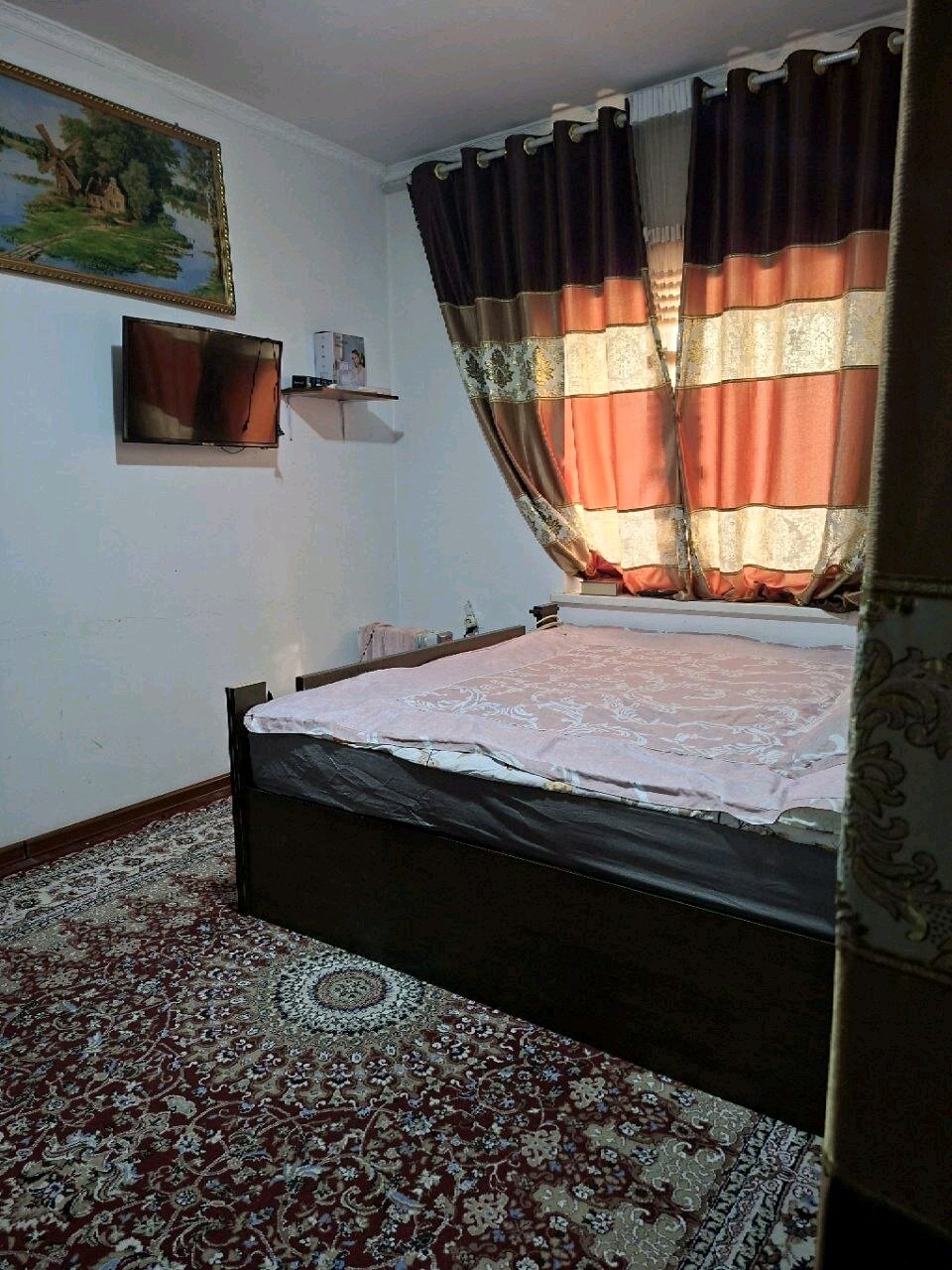 Дом, 6 комнат, 1 этаж.