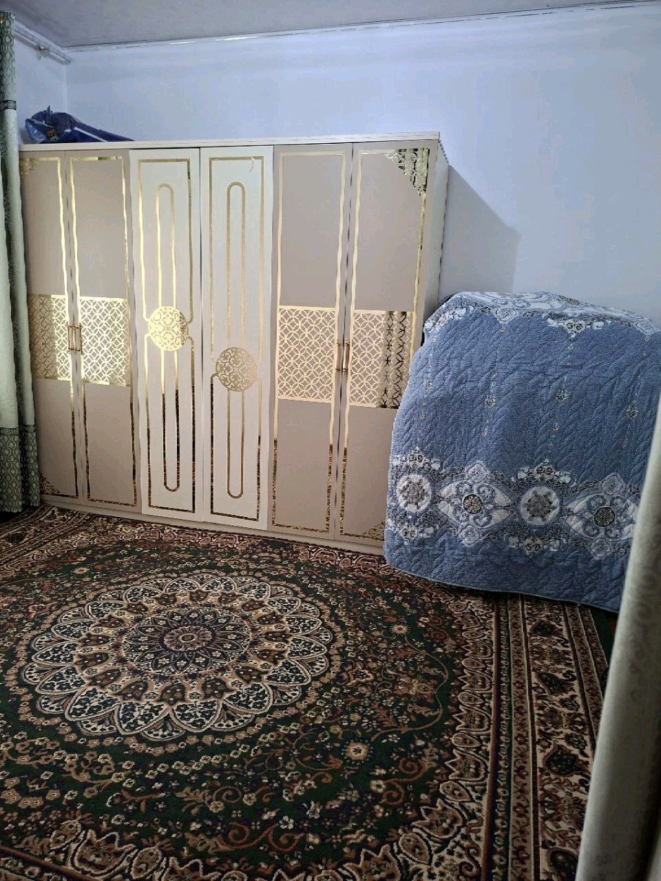 Дом, 6 комнат, 1 этаж.