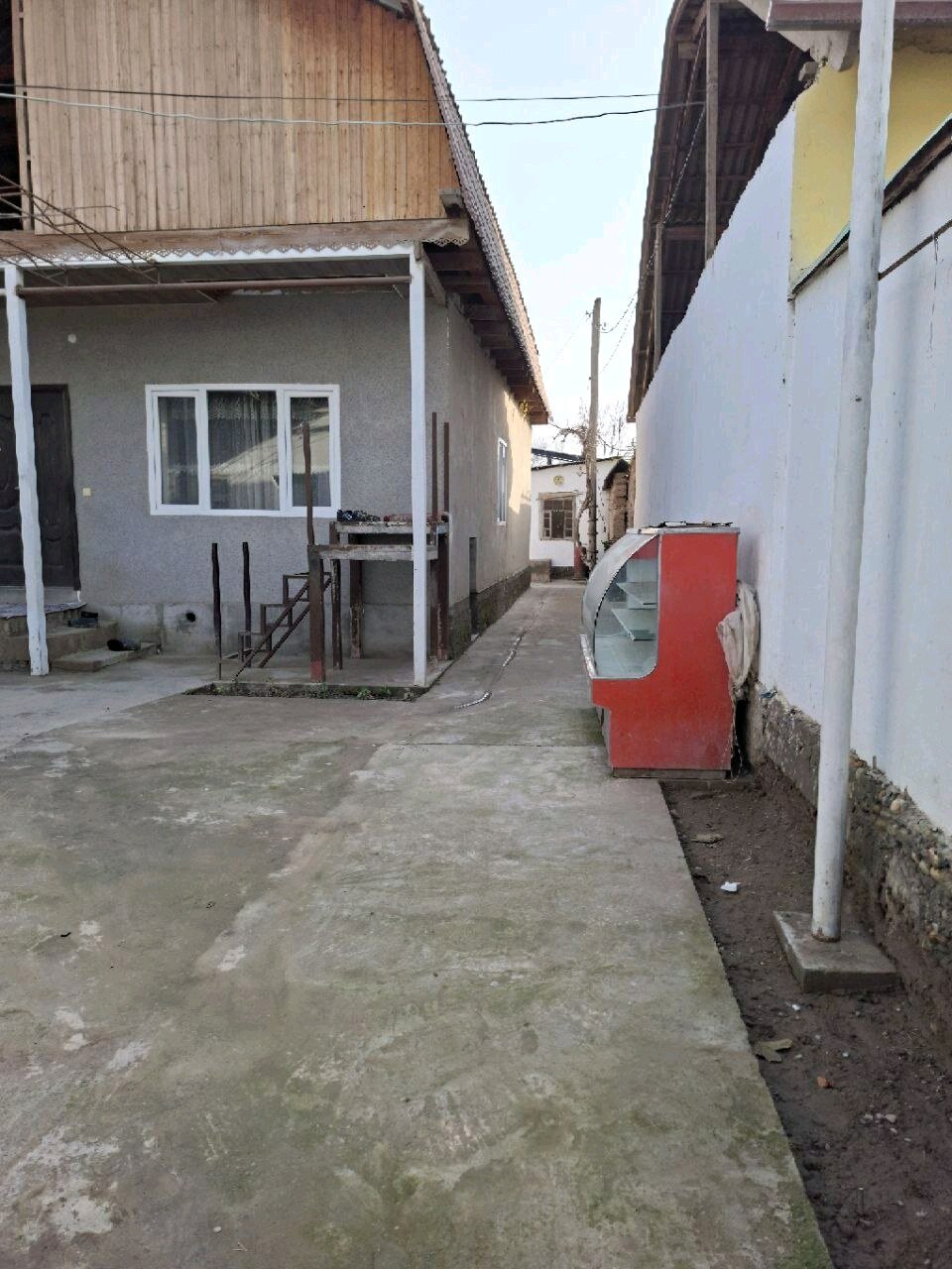 Дом, 6 комнат, 1 этаж.