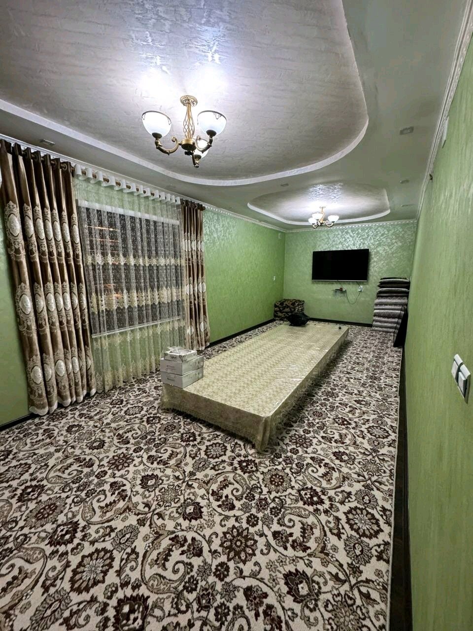 Дом, 10 комнат, 3 этаж.