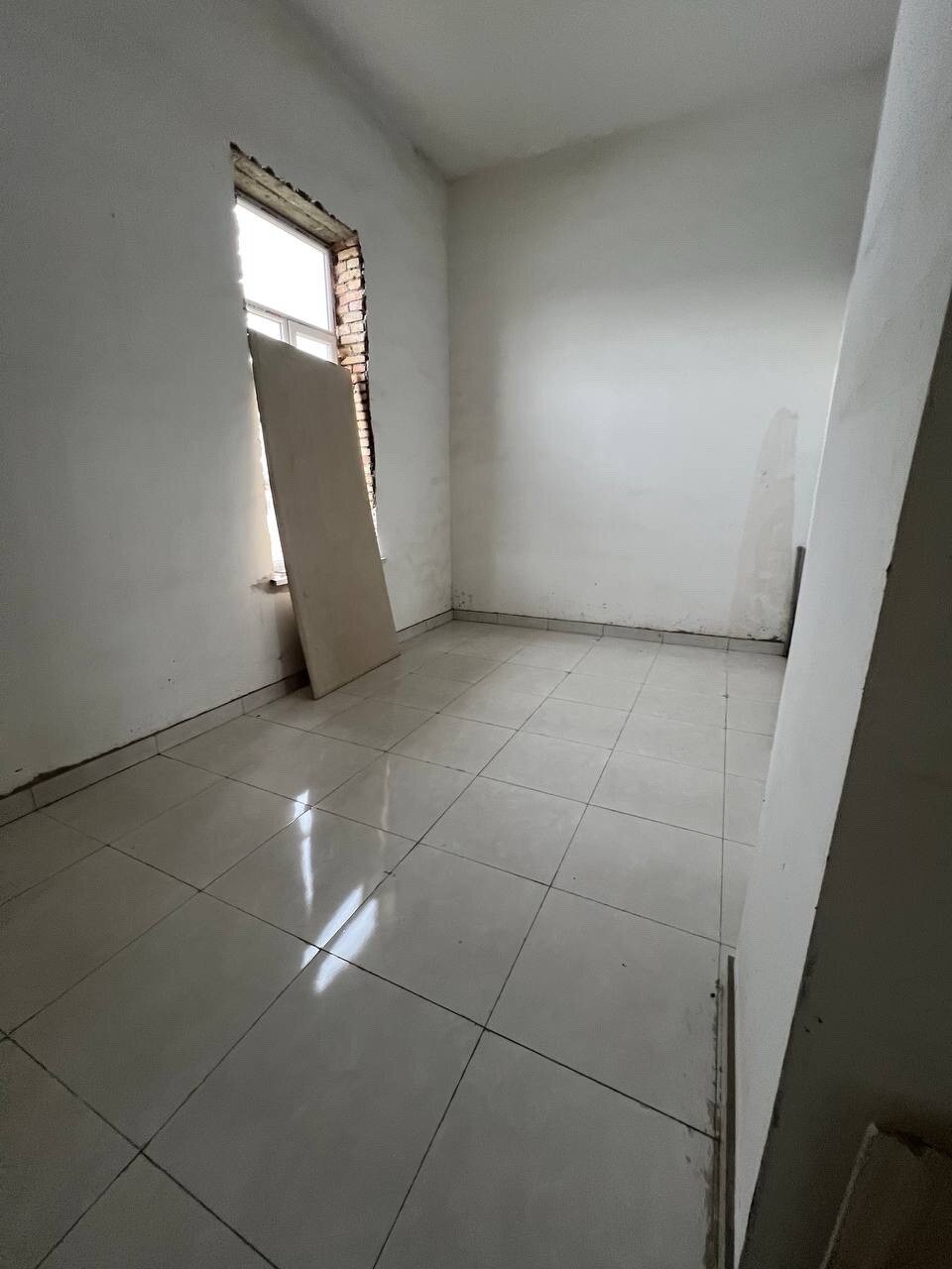 Коммерческая недвижимость 2500 м².