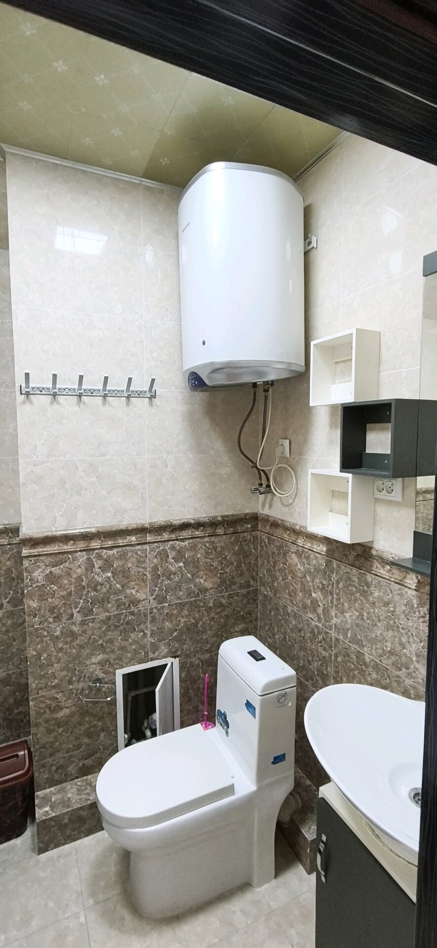 1-комнатная квартира в Душанбе, Исмоили Сомони — фото 5, коридор