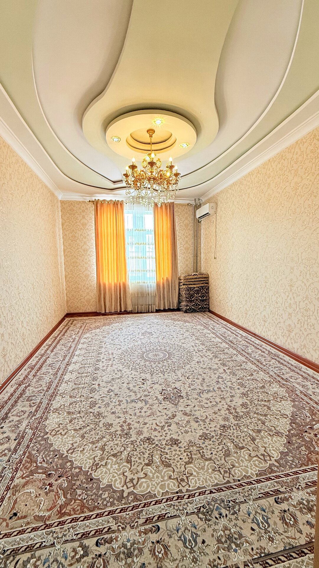 4-комнатная квартира в Душанбе, Сино — фото 1, гостиная