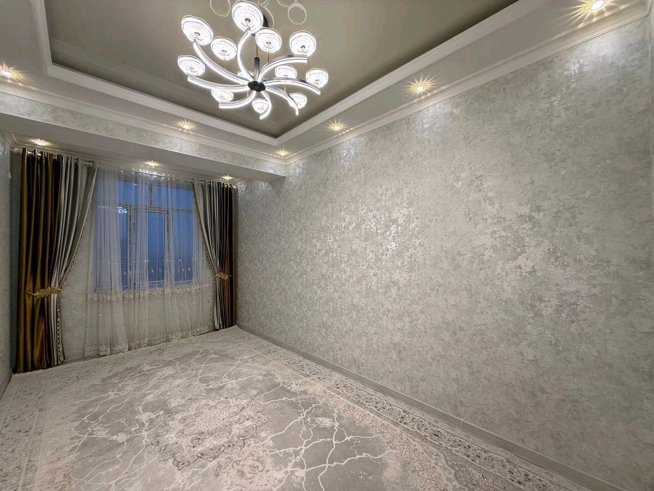 3-комнатная квартира в Душанбе, Фирдавси — фото 7, вид из окна