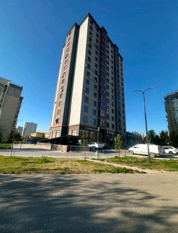 2-комнатная квартира в Душанбе, Фирдавси — фото 1, гостиная