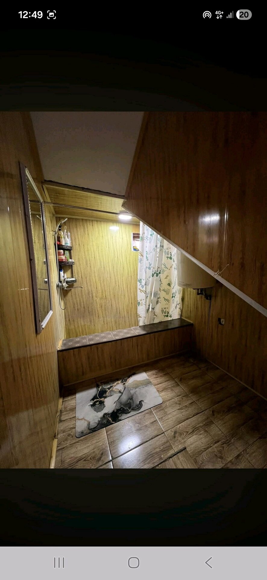 Дом, 5 комнат, 2 этаж.