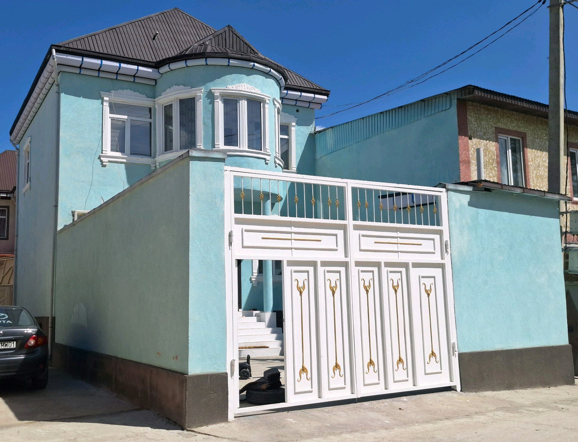 Дом, 5 комнат, 2 этаж.