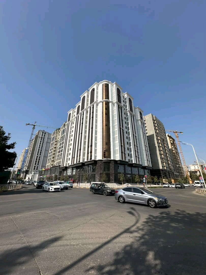 3-комнатная квартира в Душанбе, Шохмансур — фото 1, гостиная