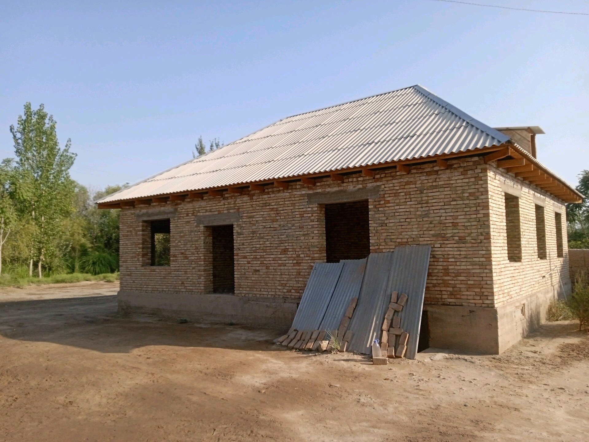 Дом, 5 комнат, 1 этаж.