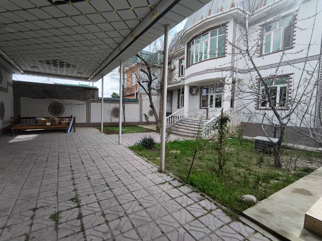 9-комнатный дом в Душанбе, Шохмансур — фото 2, гостиная
