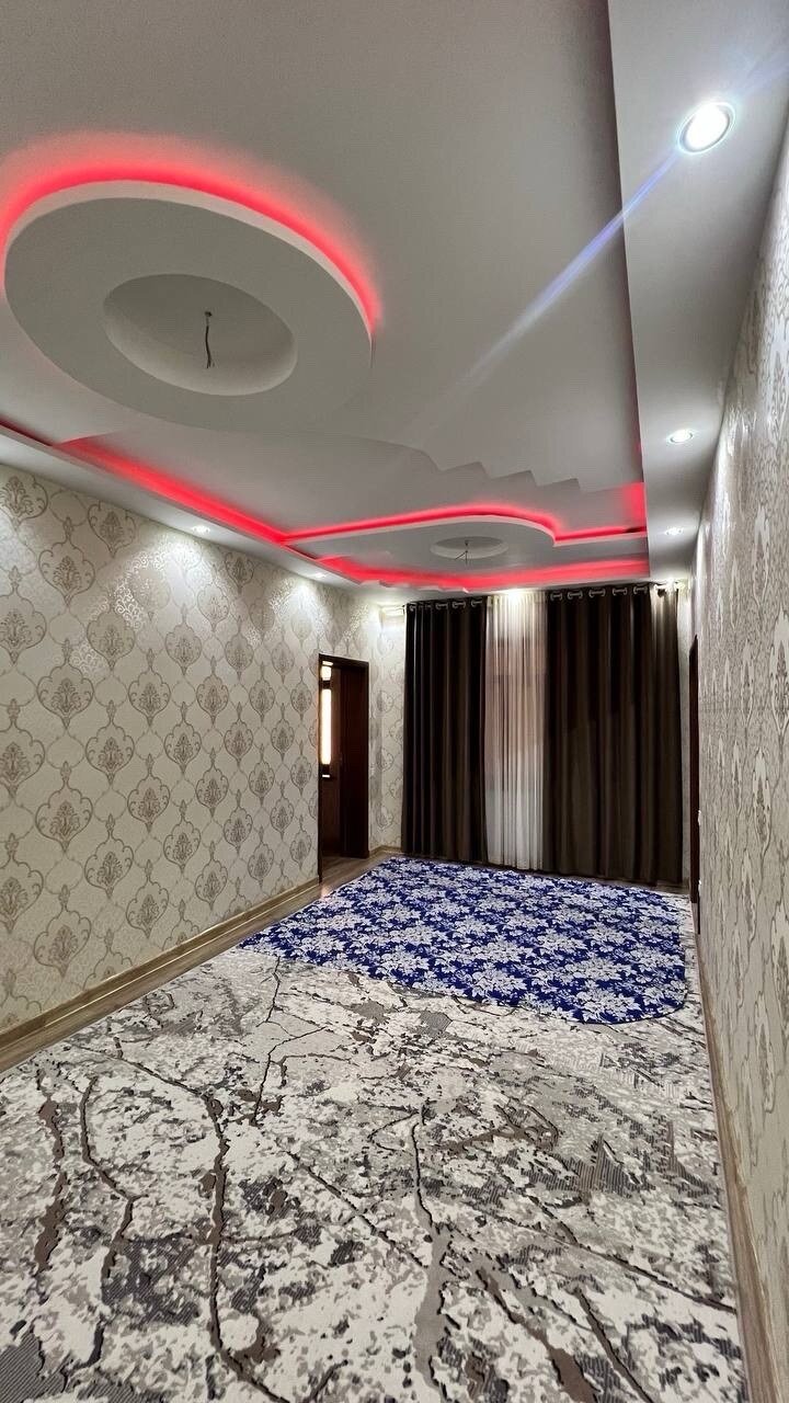 Дом, 7 комнат, 3 этаж.