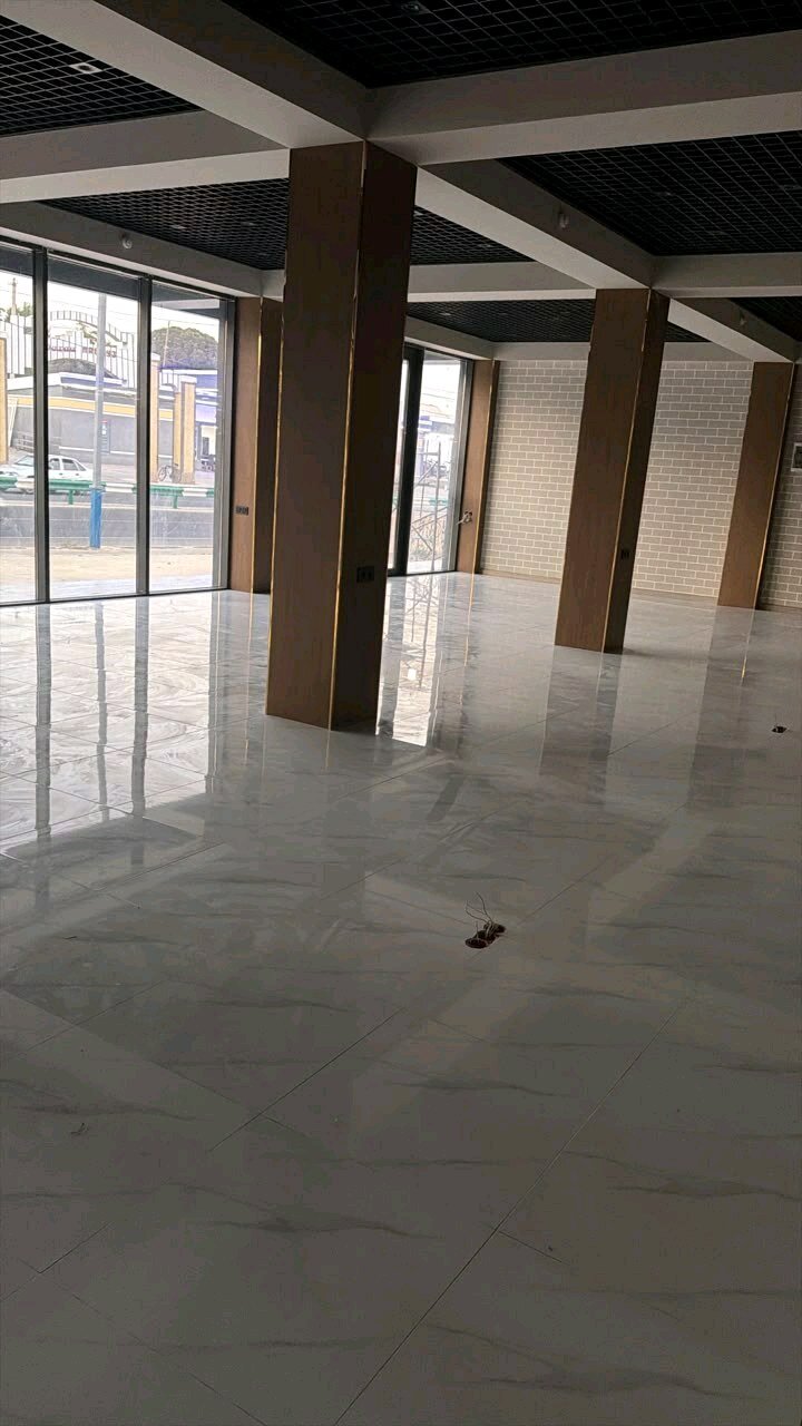 Коммерческая недвижимость 600 м².