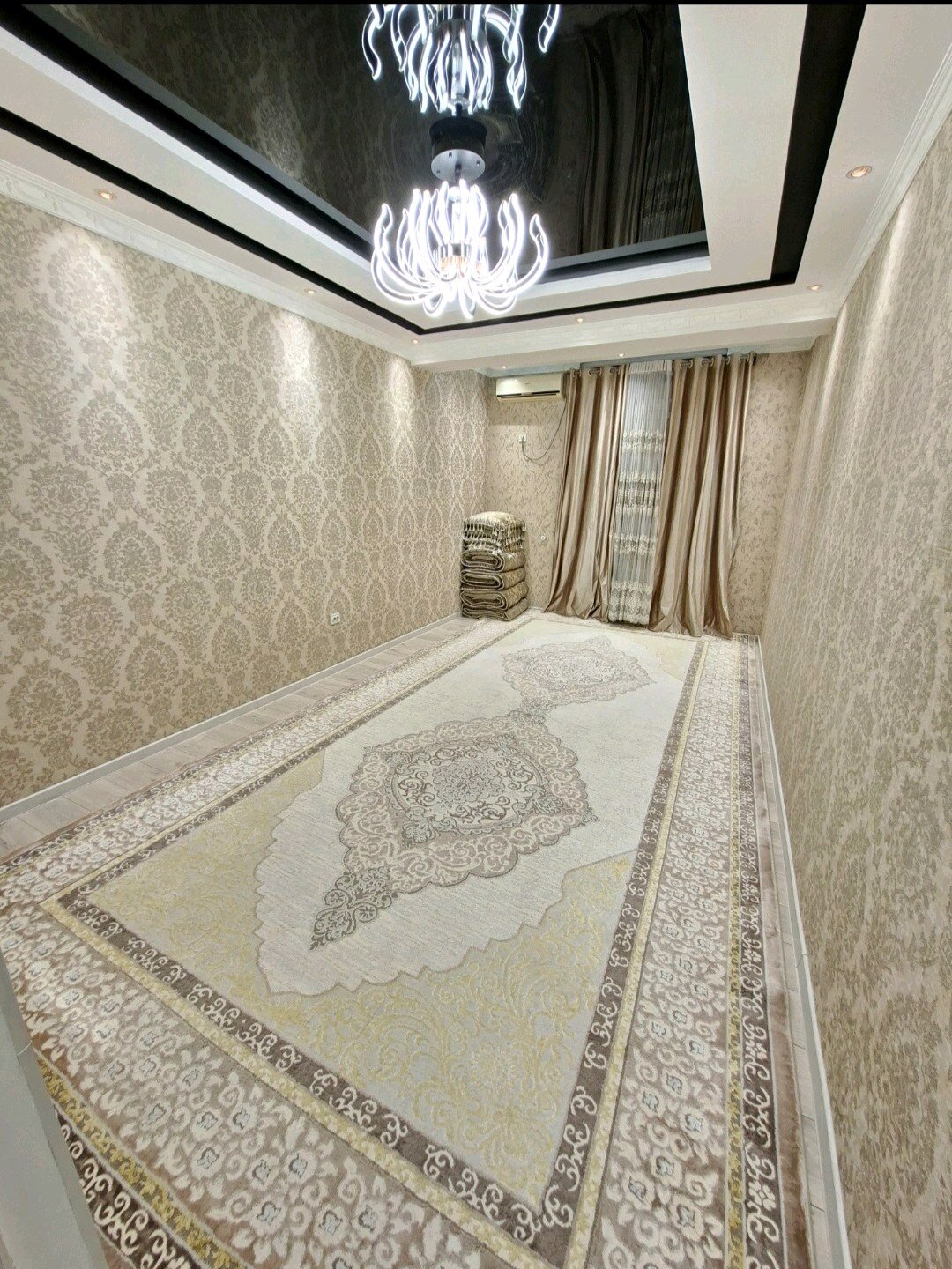 2-комнатная квартира в Душанбе, Фирдавси — фото 1, гостиная