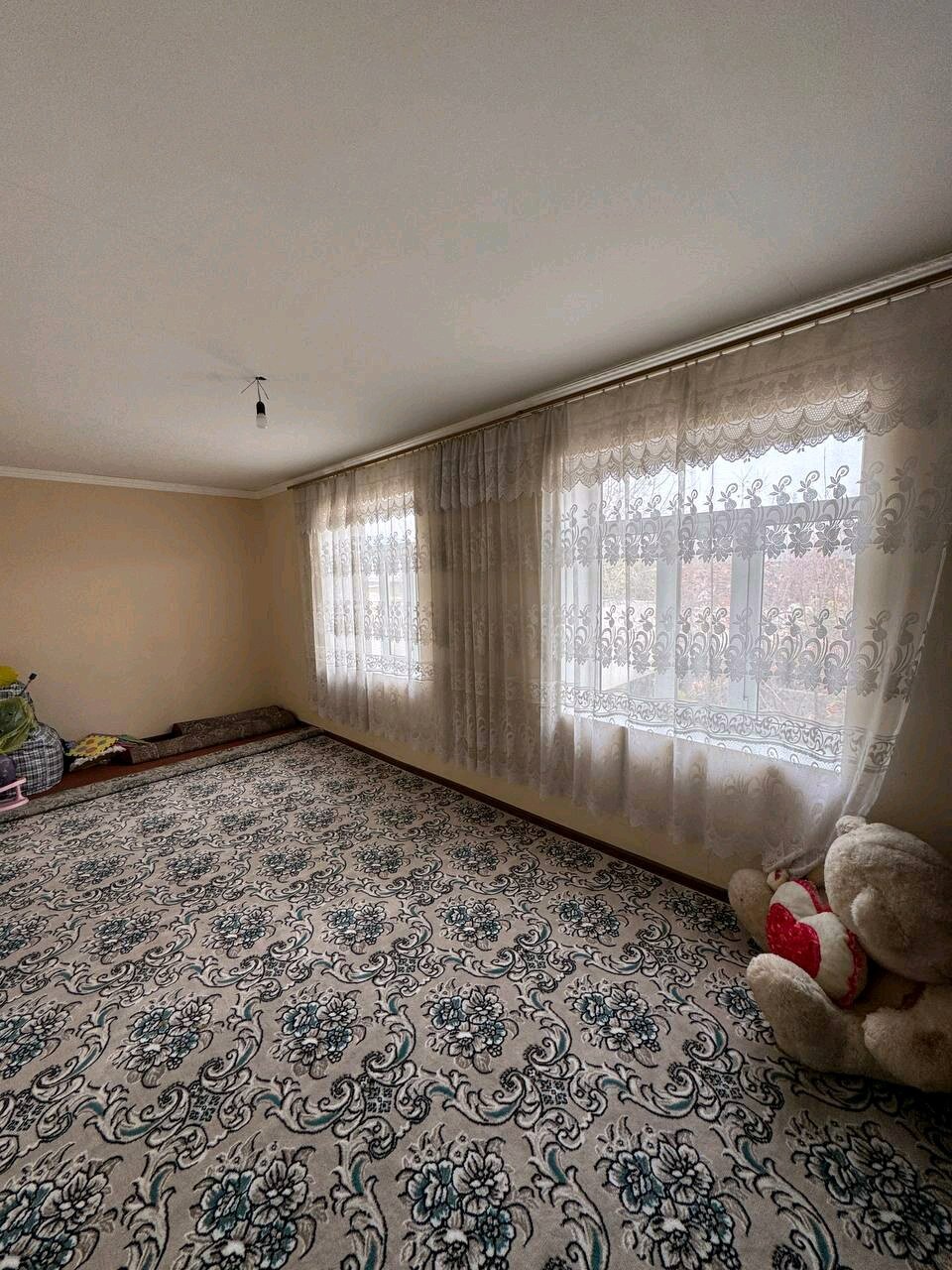 Дом, 9 комнат,  этаж.