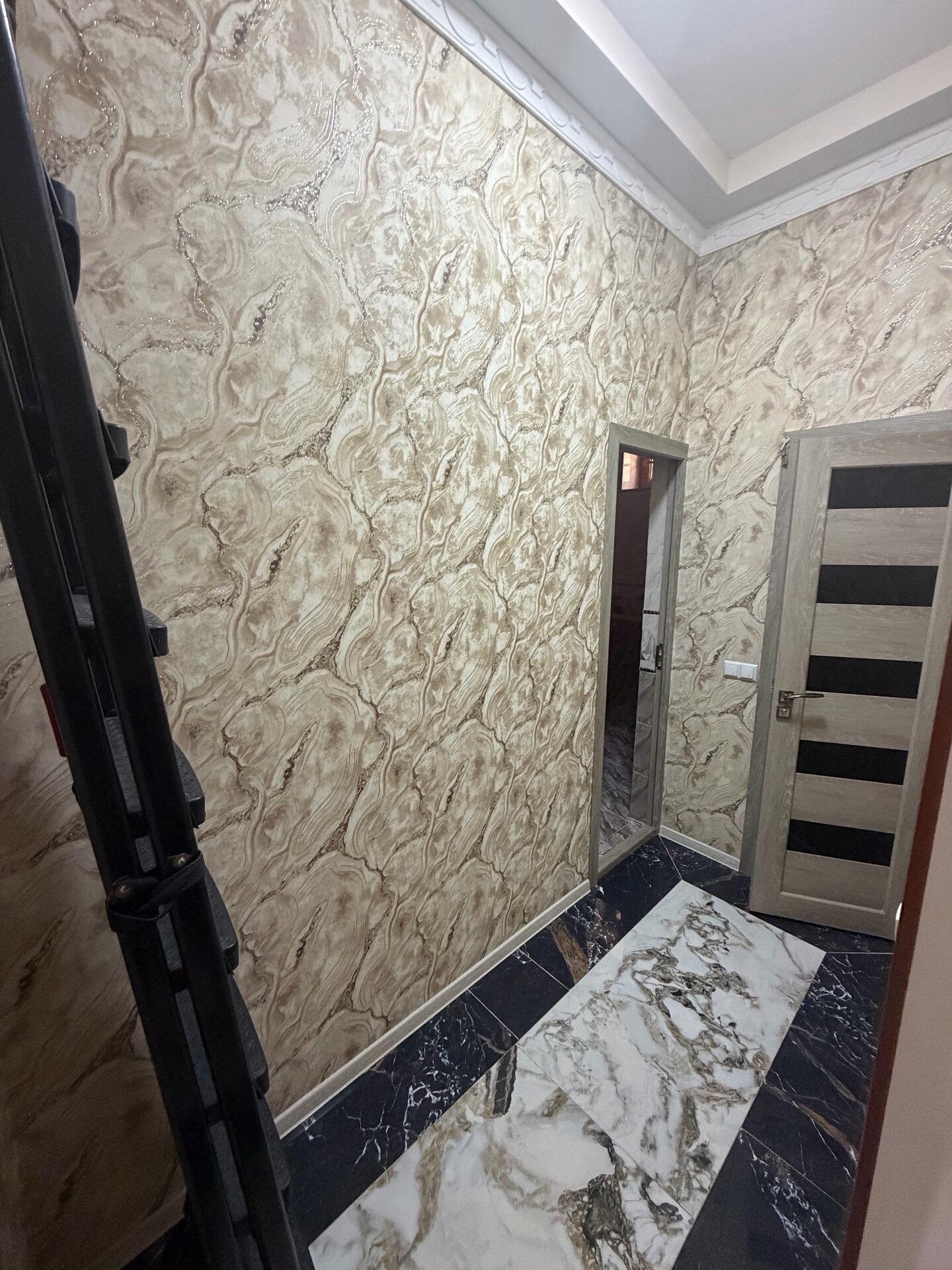 Дом, 5 комнат,  этаж.