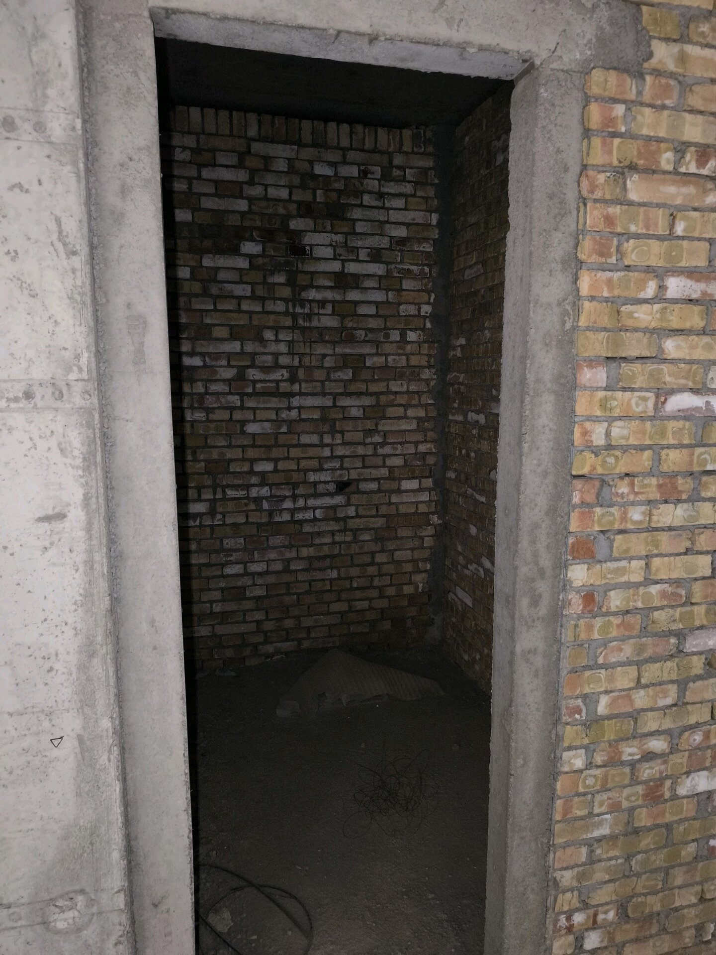 4-комнатная квартира в Душанбе, Шохмансур — фото 7, вид из окна