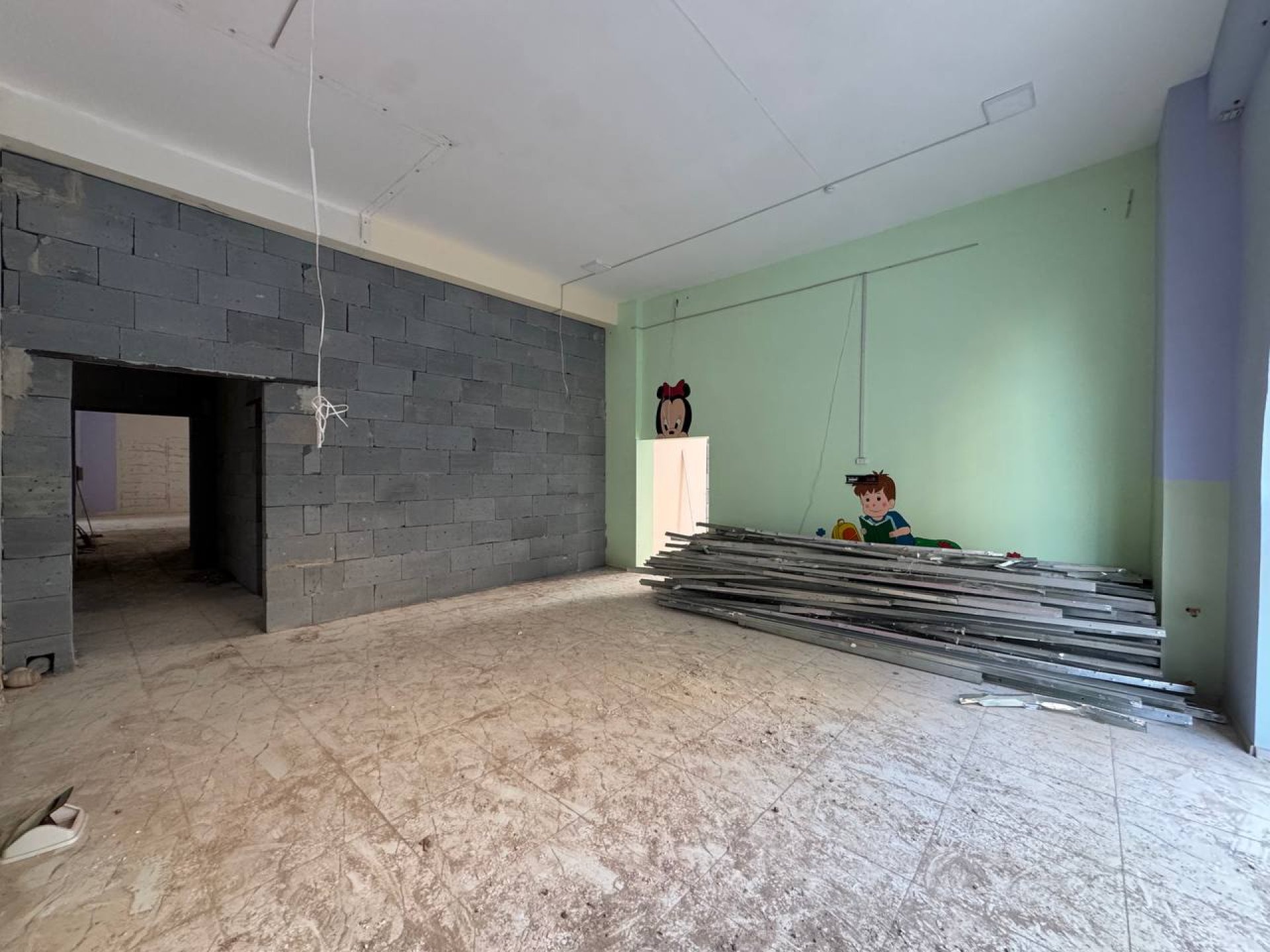 Коммерческая недвижимость 83 м².