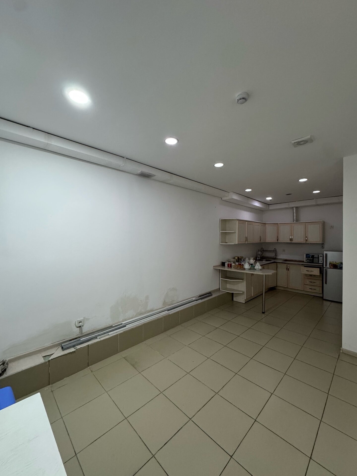 Коммерческая недвижимость 300 м².
