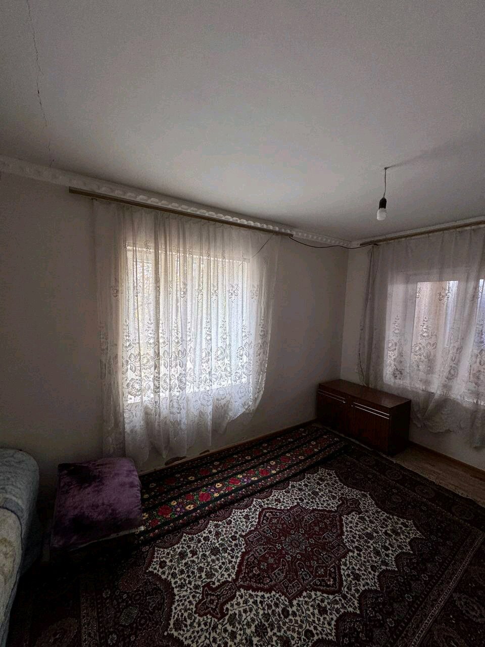 Дом, 9 комнат,  этаж.