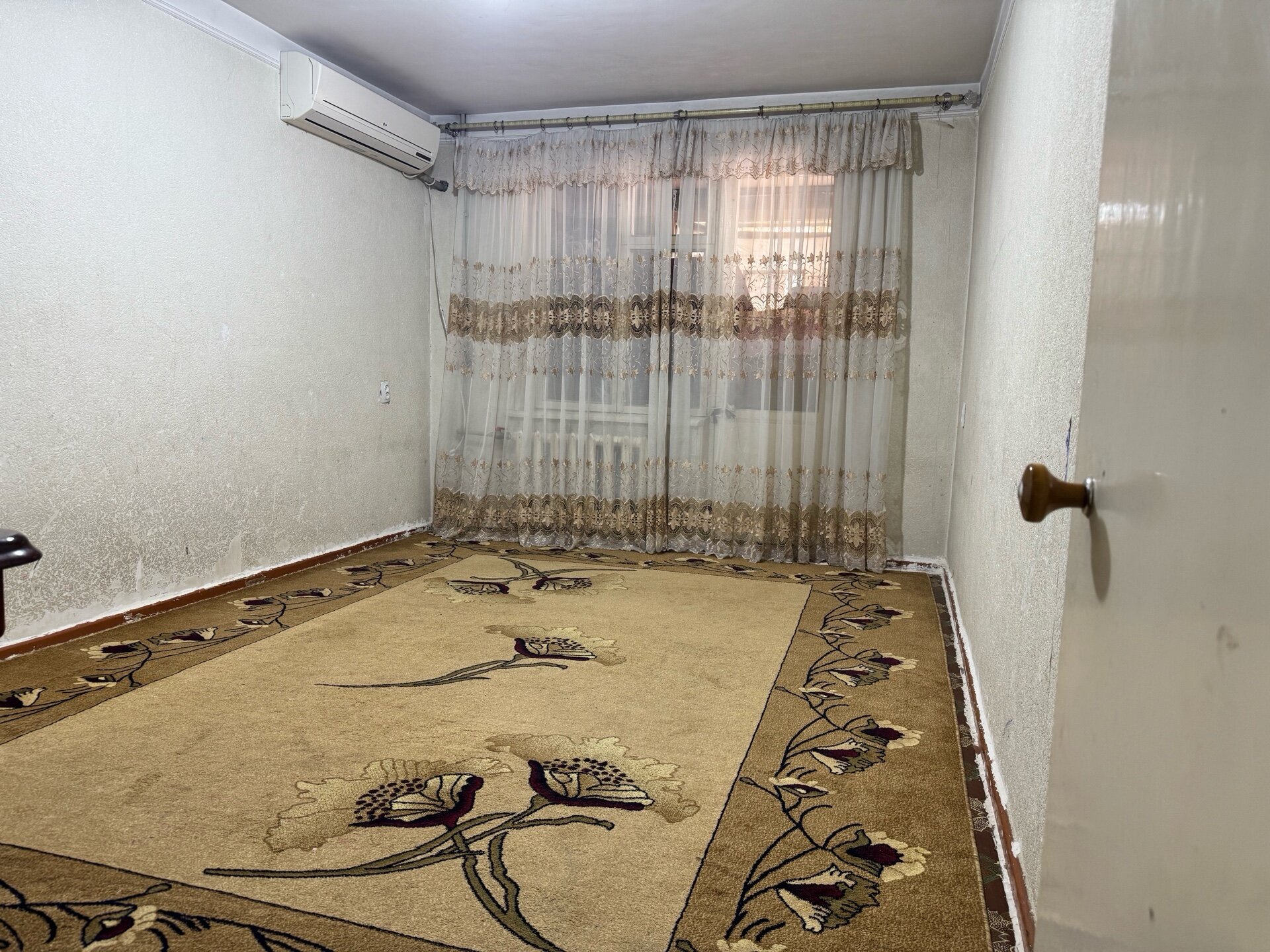 3-комнатная квартира в Душанбе, Фирдавси — фото 3, спальня