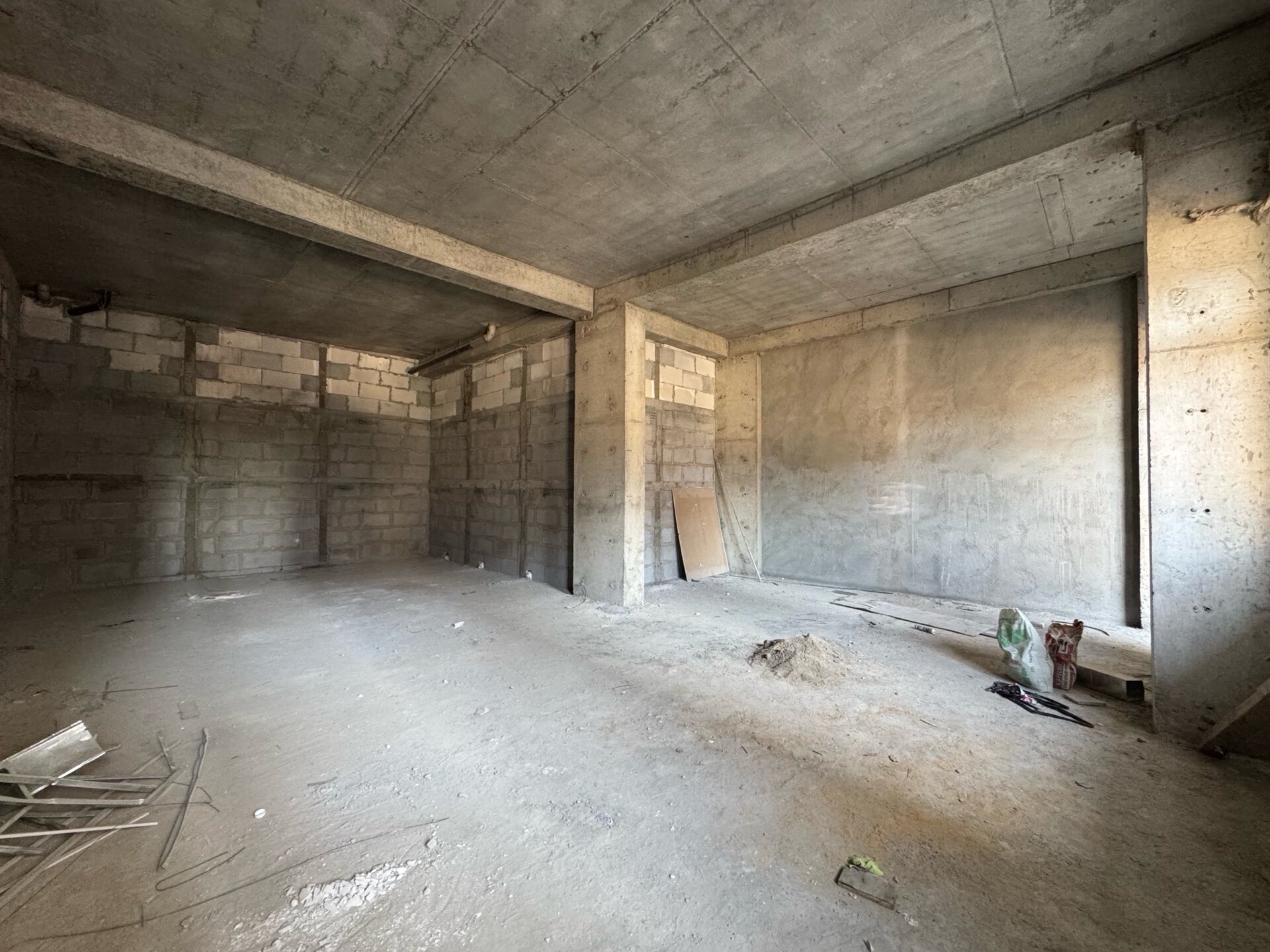 Коммерческая недвижимость 483 м².