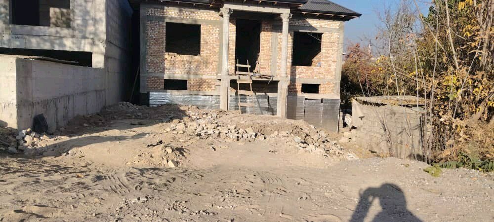 5-комнатный дом в Душанбе, Сино — фото 4, двор