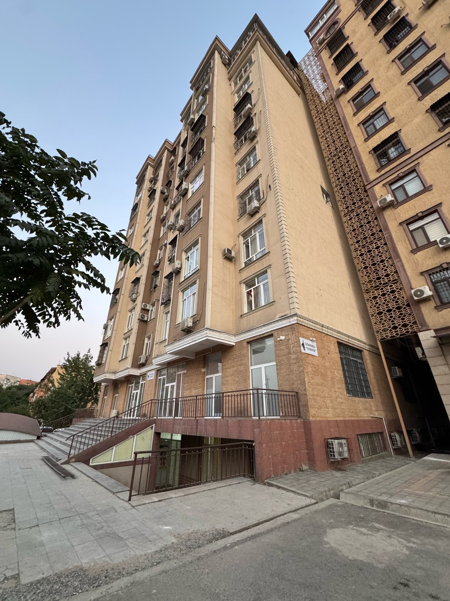 Коммерческая недвижимость в Душанбе, Сино — фото 1