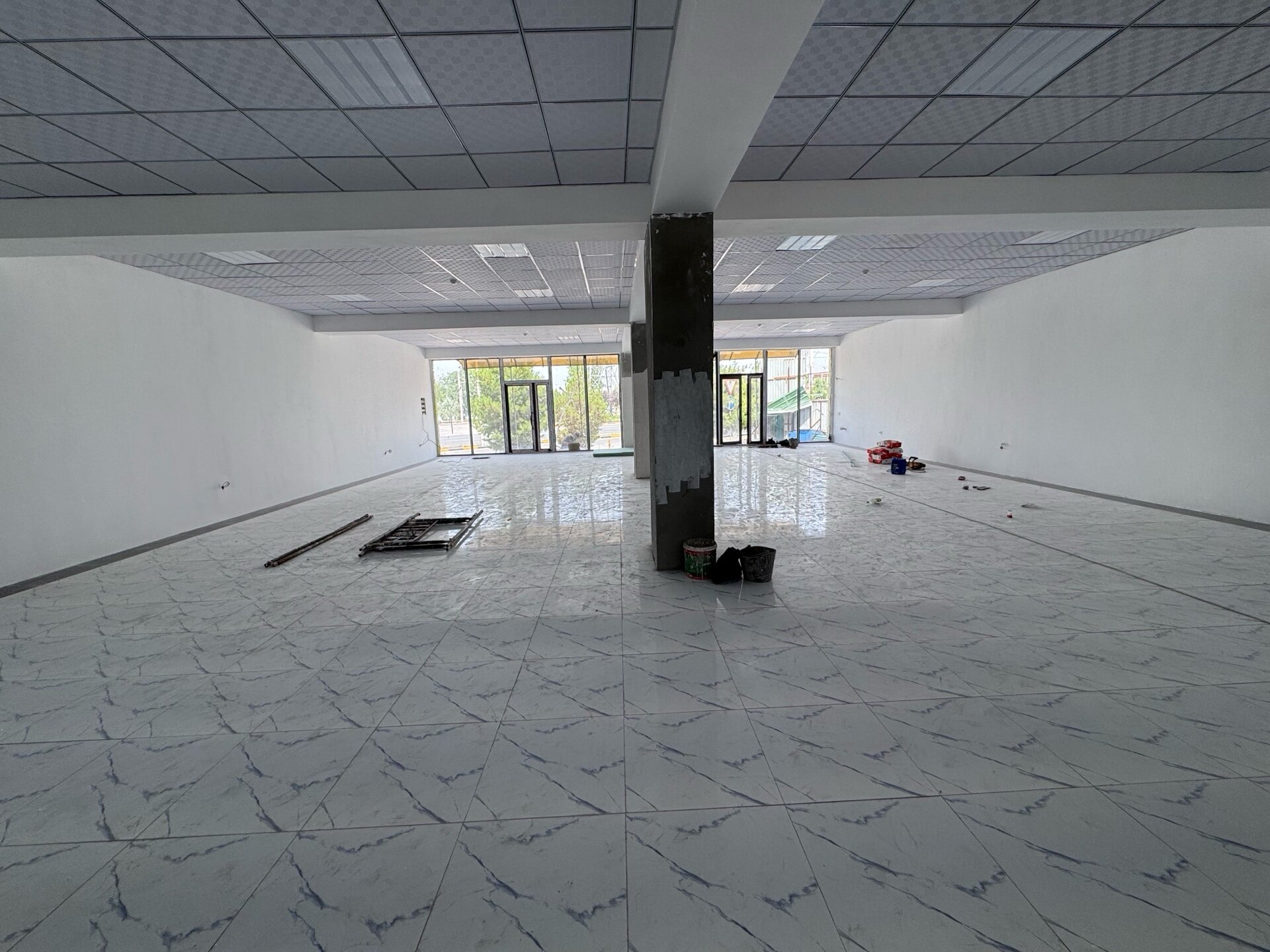 Коммерческая недвижимость 220 м².