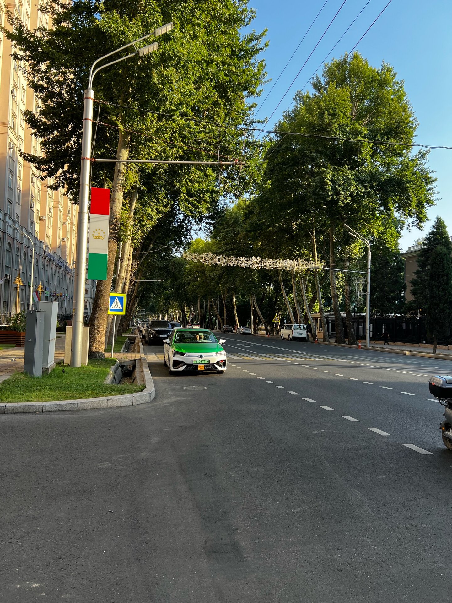 2-комнатный дом в Душанбе, Исмоили Сомони — фото 1, фасад