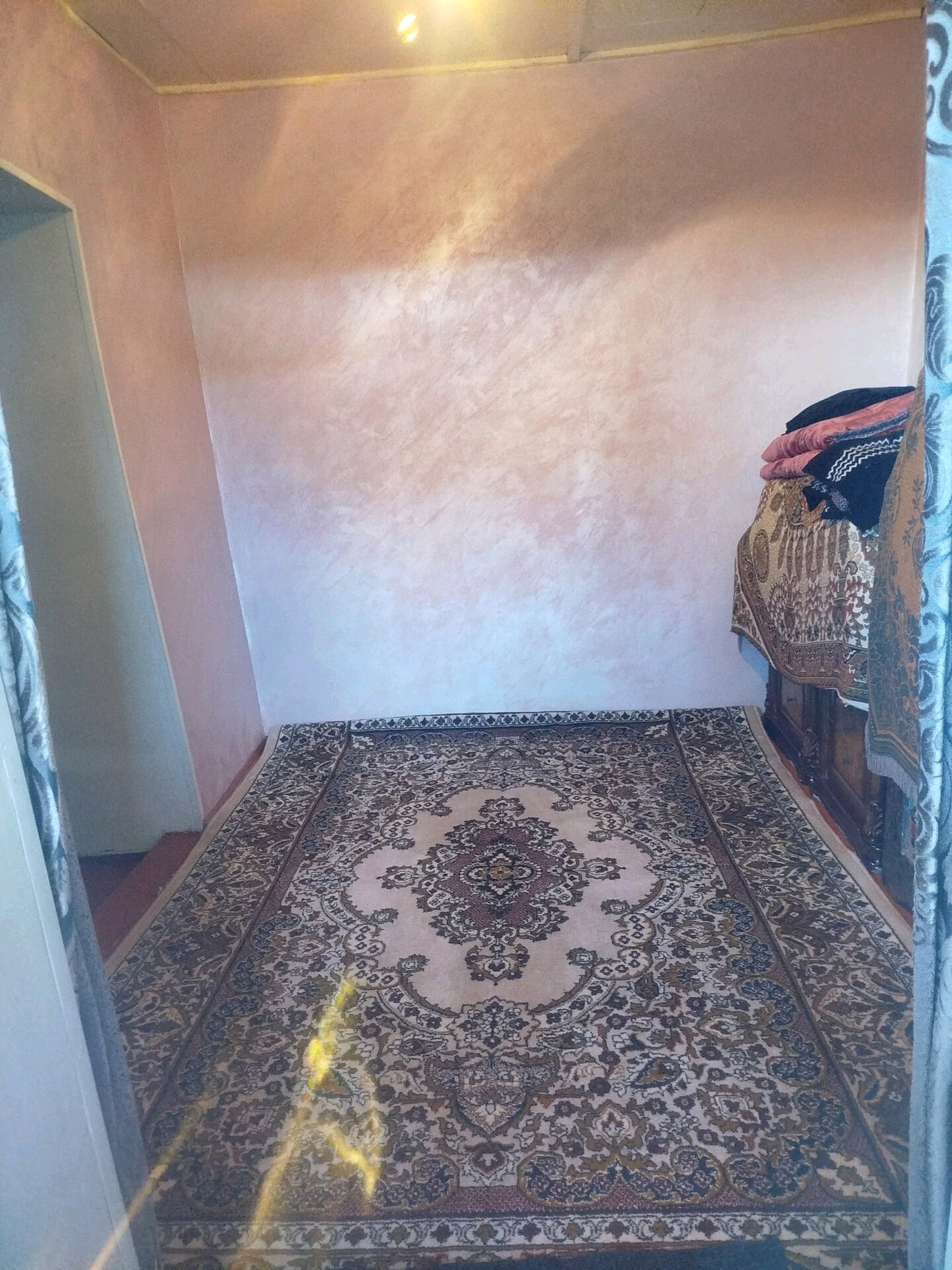 Дом, 4 комнат, 1 этаж.