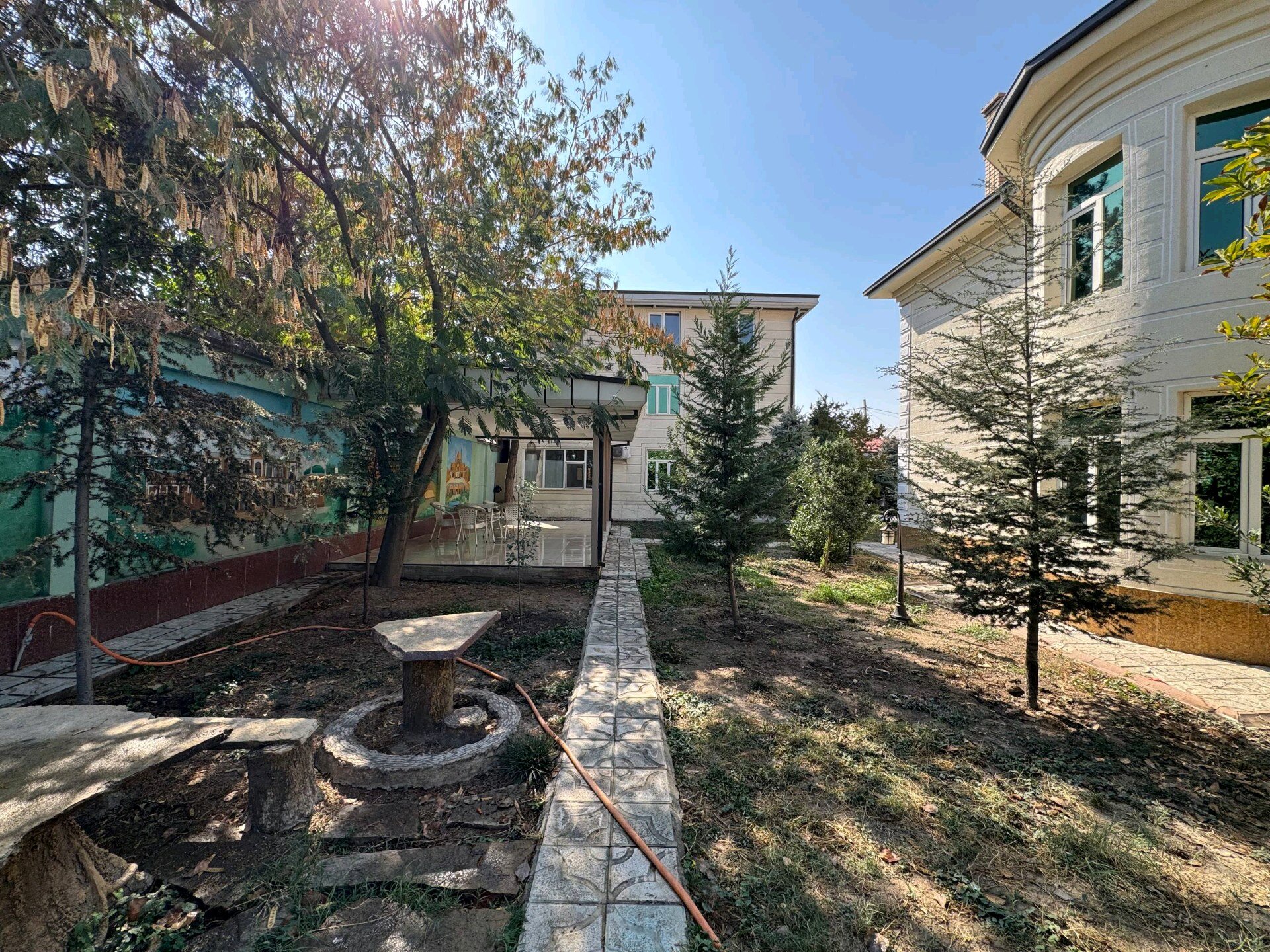 23-комнатный дом в Душанбе, Фирдавси — фото 6, санузел