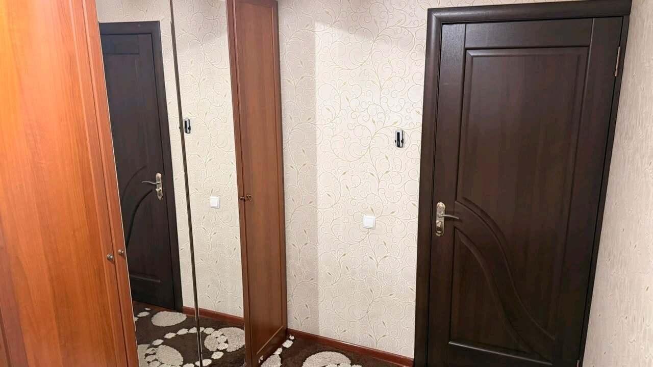 3-комнатная квартира в Душанбе, Сино — фото 5, коридор