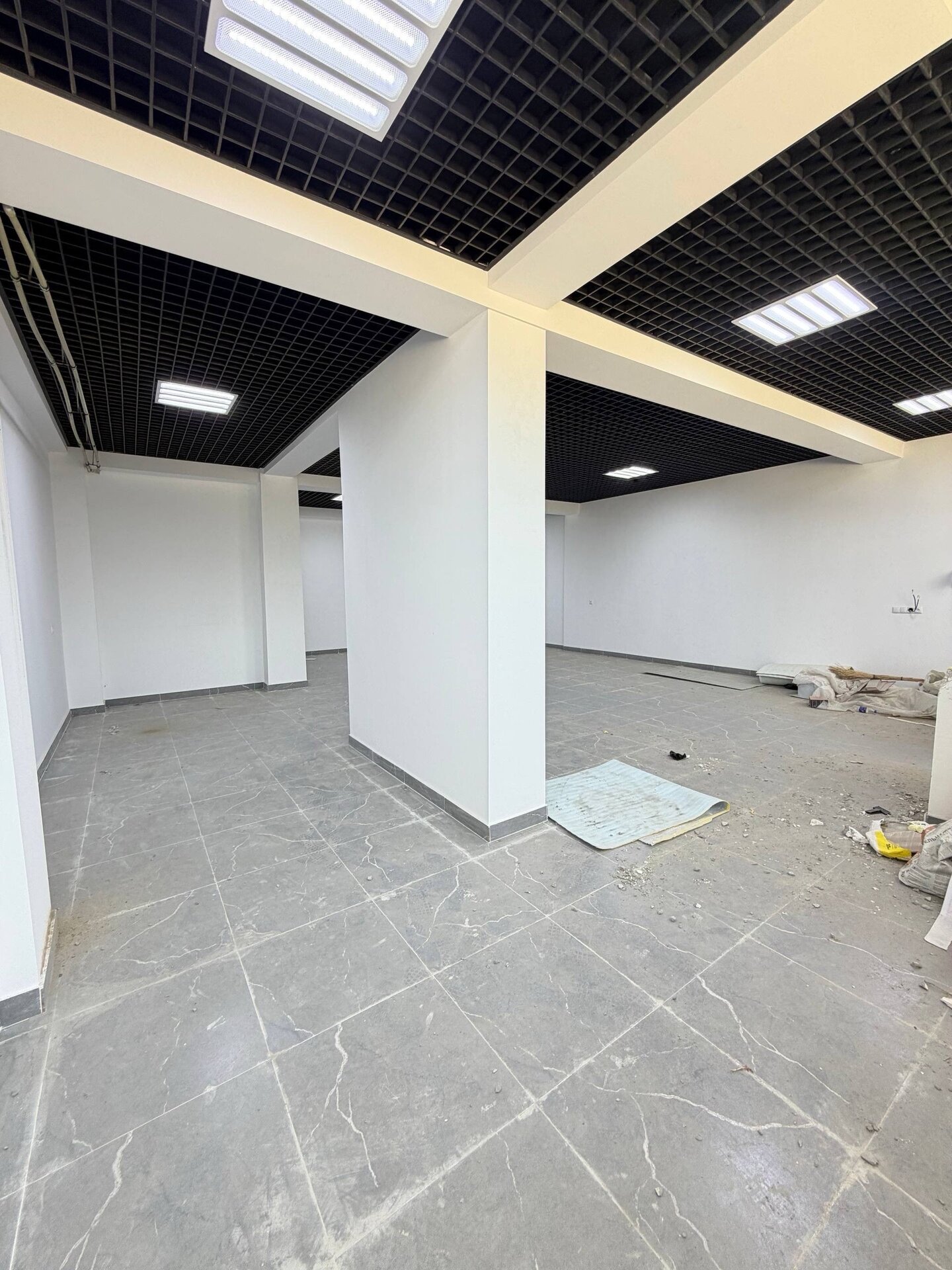 Коммерческая недвижимость 98 м².