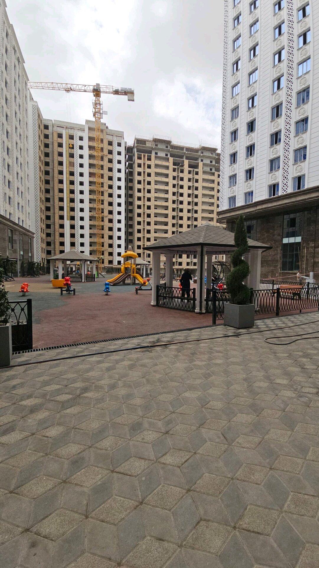 3-комнатная квартира в Душанбе, Исмоили Сомони — фото 3, спальня