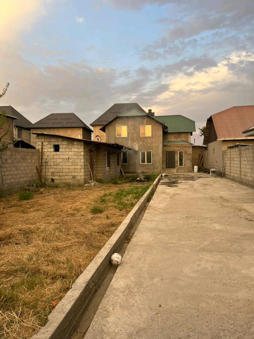 5-комнатный дом в Душанбе, Шохмансур — фото 1, фасад