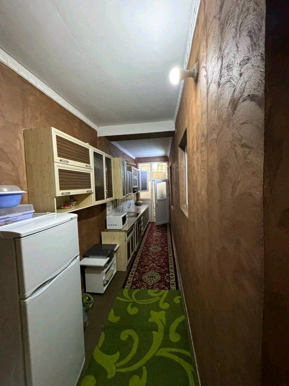 Дом, 10 комнат,  этаж.