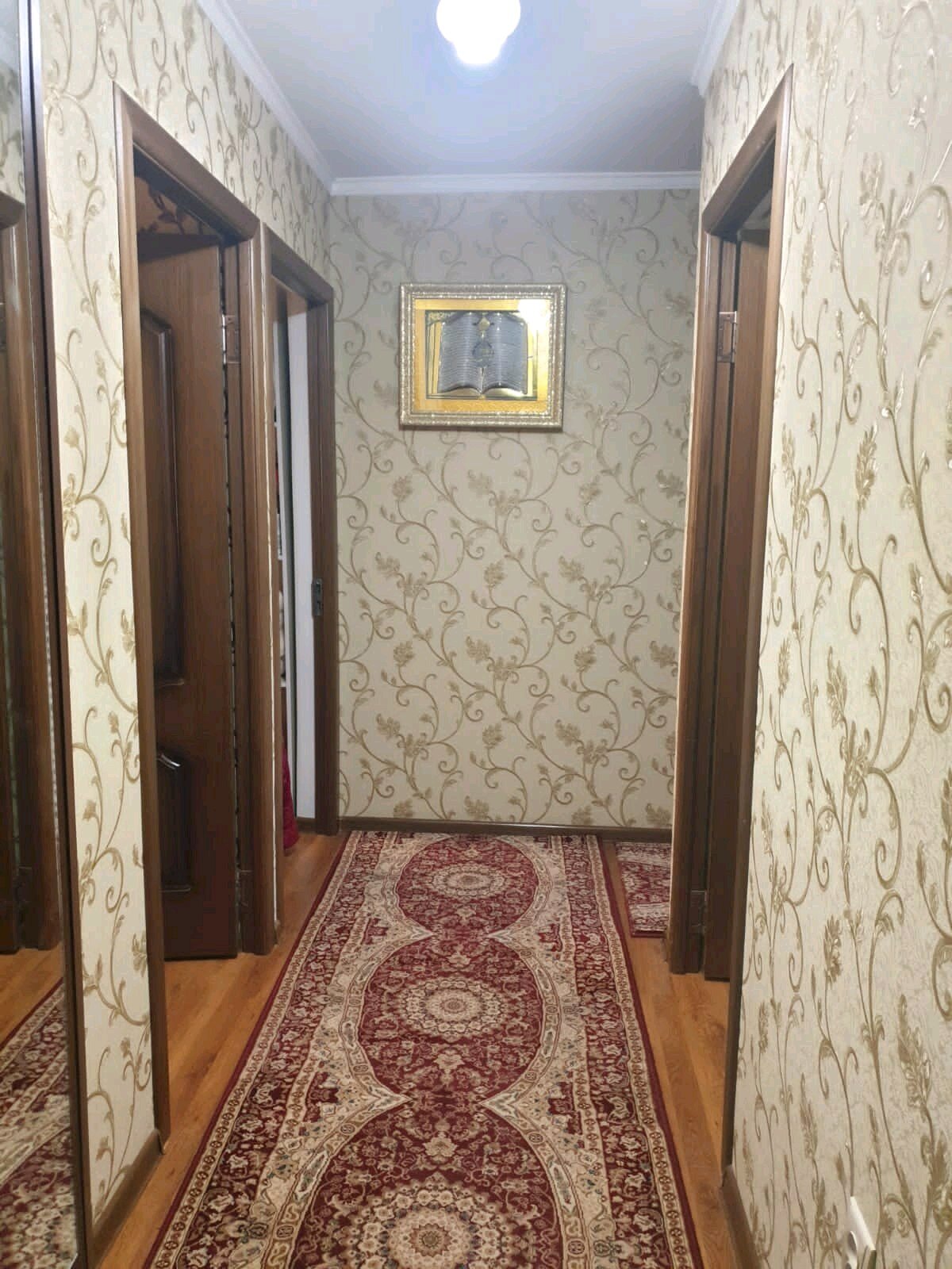 4-комнатная квартира в Душанбе, Фирдавси — фото 1, гостиная