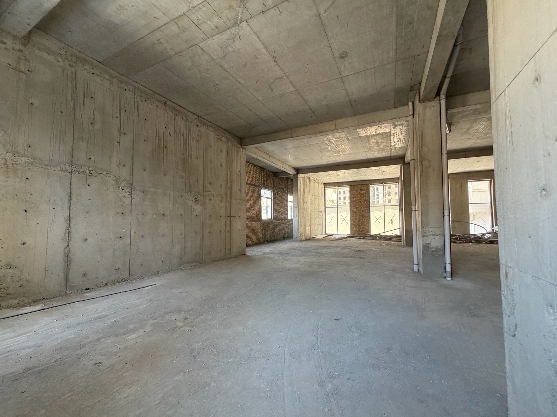 Коммерческая недвижимость 350 м².