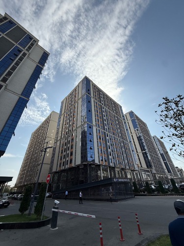 3-комнатная квартира в Душанбе, Фирдавси — фото 1, гостиная