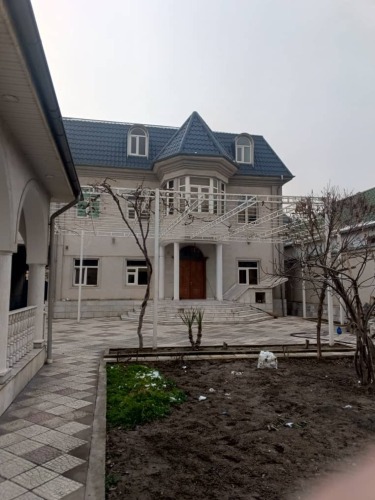 6-комнатная квартира в Душанбе, Фирдавси — фото 1, гостиная