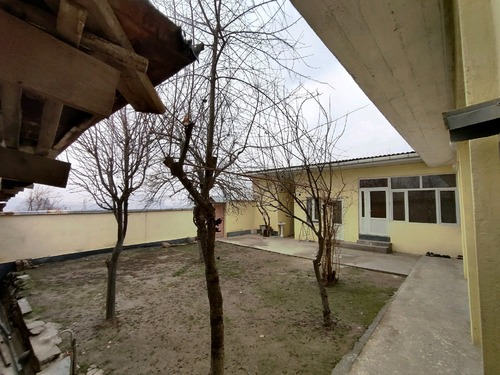 4-комнатный дом в Душанбе, Исмоили Сомони — фото 1, фасад