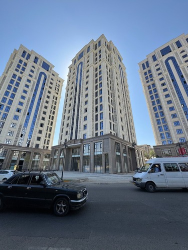4-комнатная квартира в Душанбе, Исмоили Сомони — фото 1, гостиная