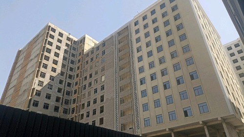 1-комнатная квартира в Душанбе, Шохмансур — фото 1, гостиная