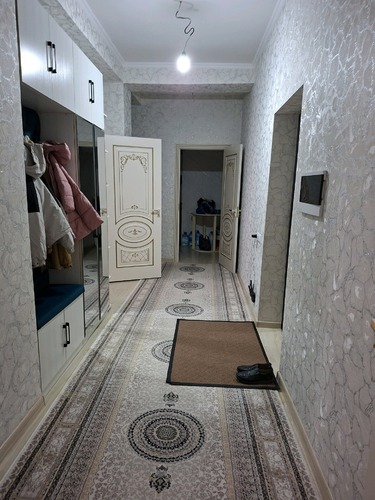 3-комнатная квартира в Душанбе, Фирдавси — фото 5, коридор