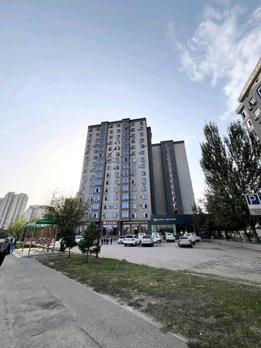 3-комнатная квартира в Душанбе, Фирдавси — фото 1, гостиная